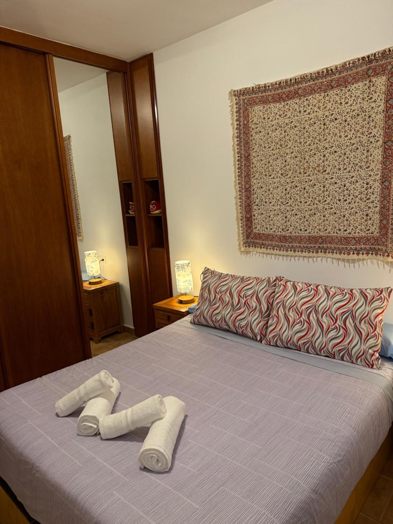 Charming Albaicin Patio Flat Free Onsite Parking Apartman Granada Kültér fotó